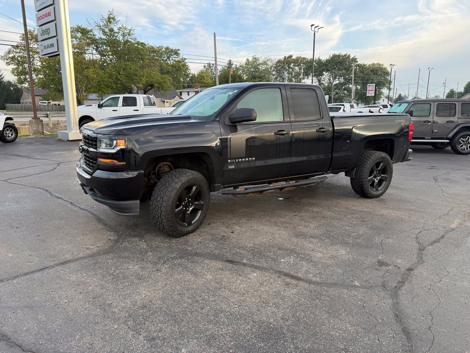 2017 Chevrolet Silverado 1500 Base — photo 1 of 20