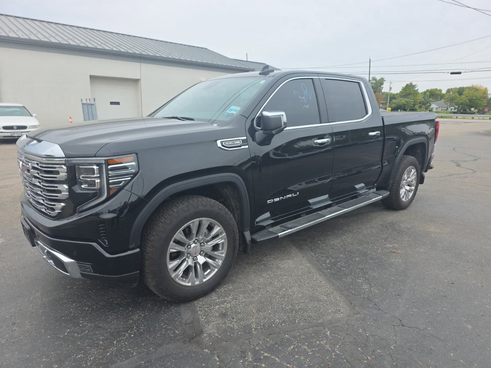 2023 GMC Sierra 1500 Denali — photo 1 of 22