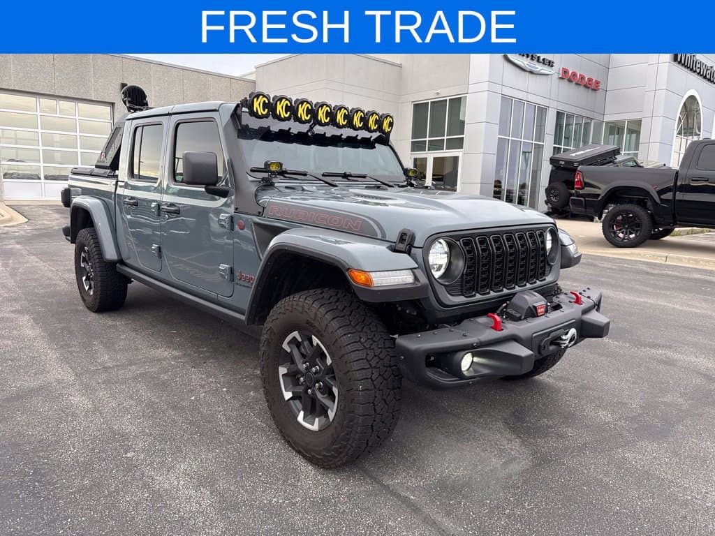 2026 Jeep Gladiator Shadow Ops — photo 1 of 25