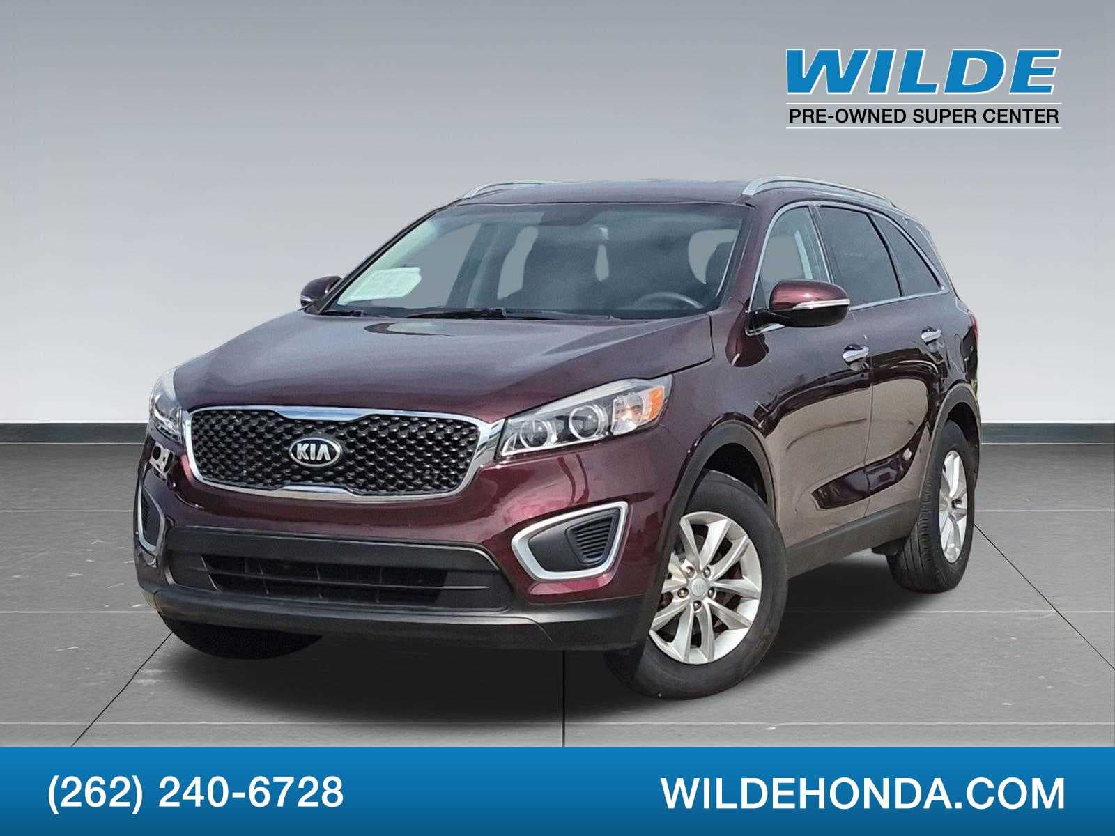 2018 Kia Sorento Base — photo 1 of 32