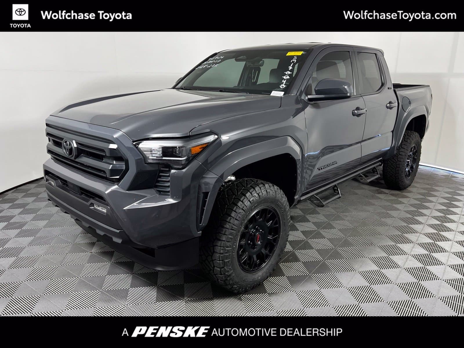 2025 Toyota Tacoma 4WD SR5 — photo 1 of 10