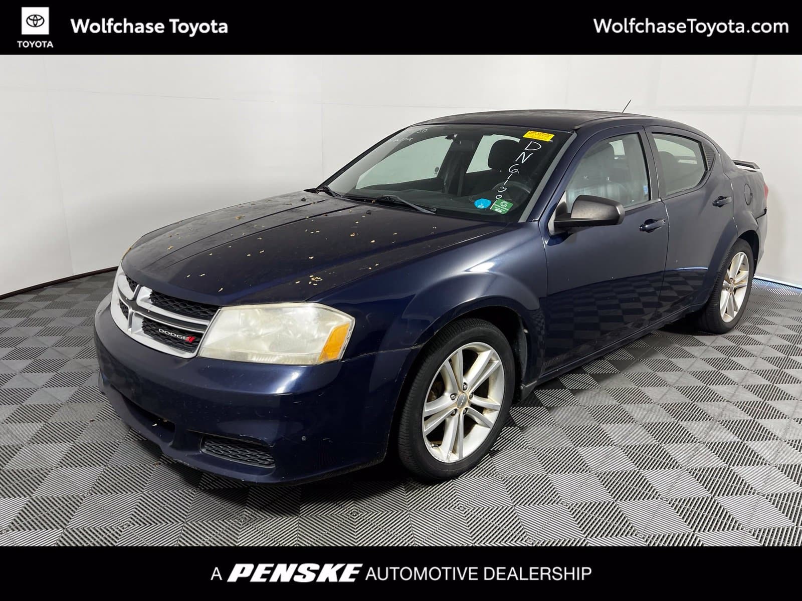 2013 Dodge Avenger SE — photo 1 of 8