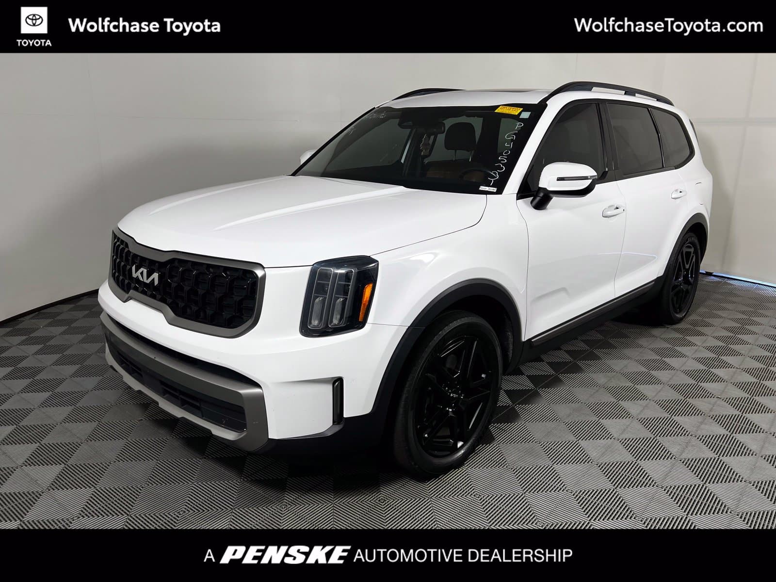2023 Kia Telluride EX X-Line — photo 1 of 11