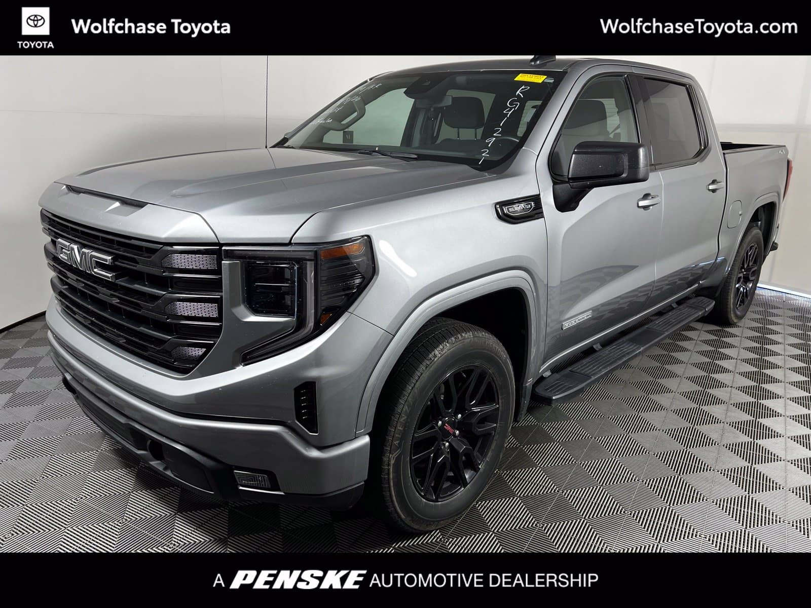 2024 GMC Sierra 1500 Elevation — photo 1 of 10