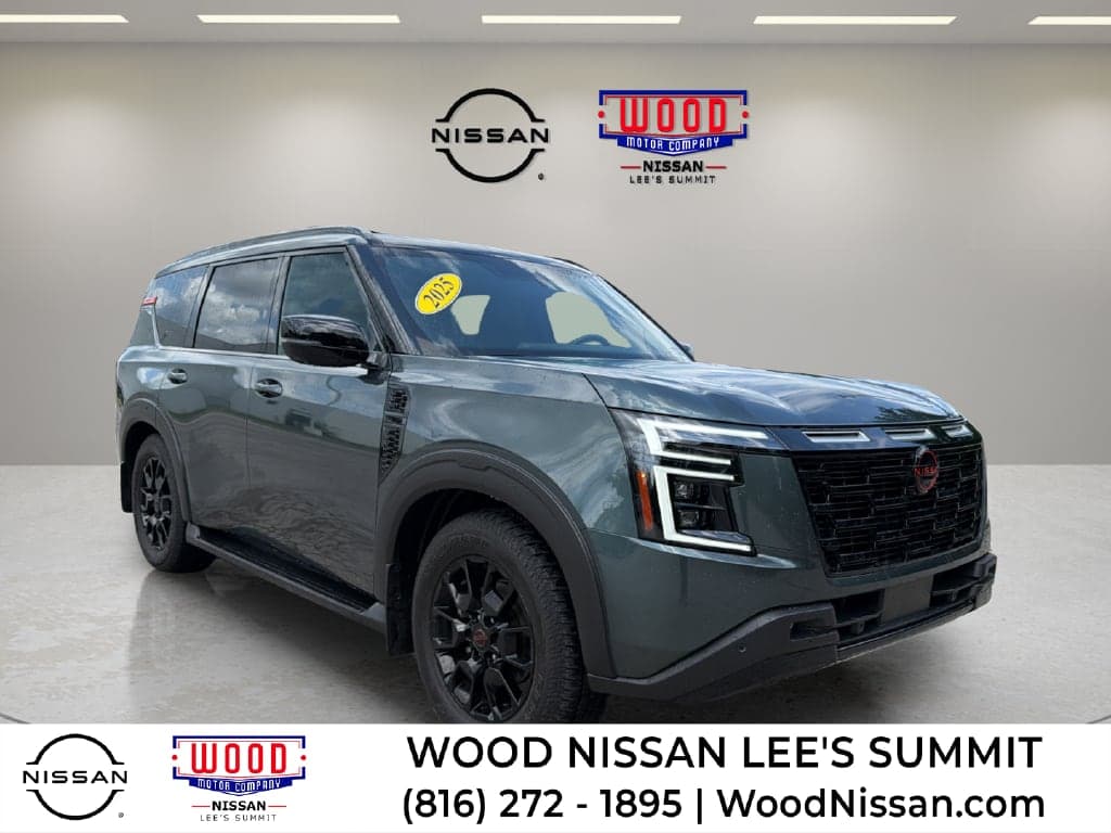 2025 Nissan Armada PRO-4X — photo 1 of 49