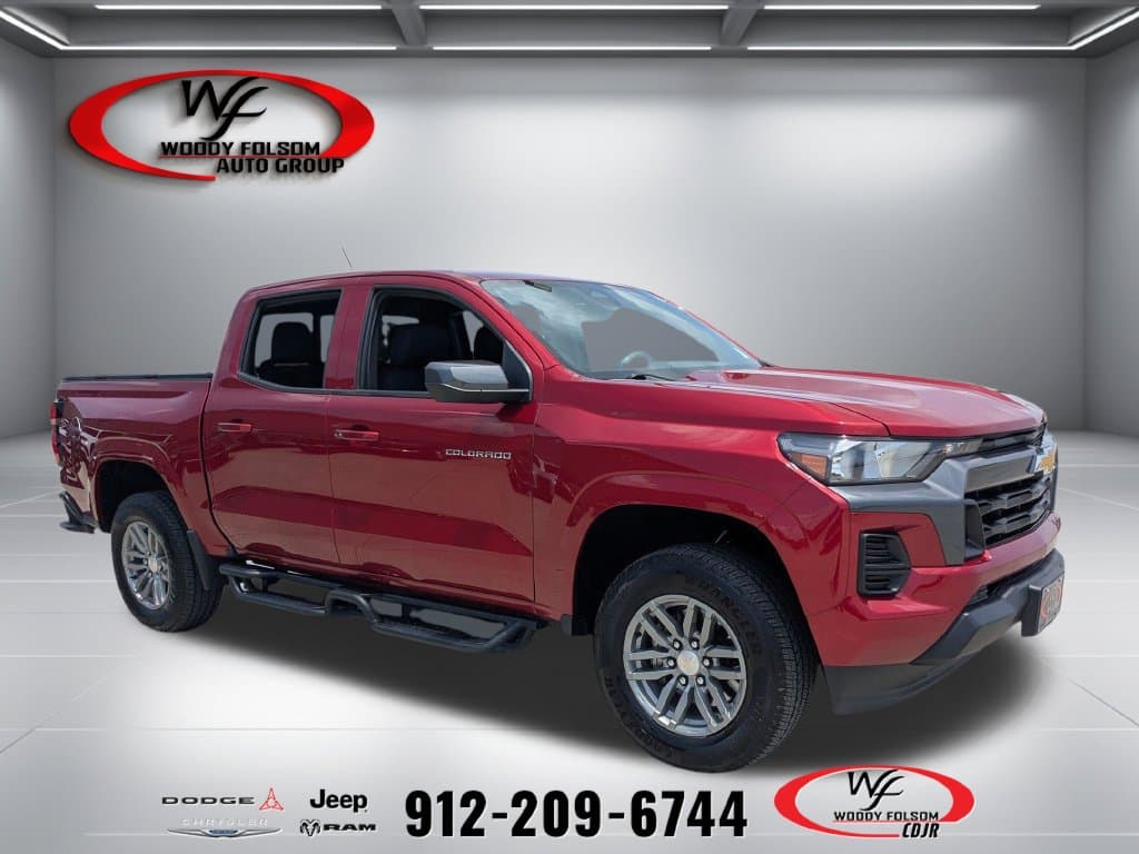 2025 Chevrolet Colorado Base — photo 1 of 29