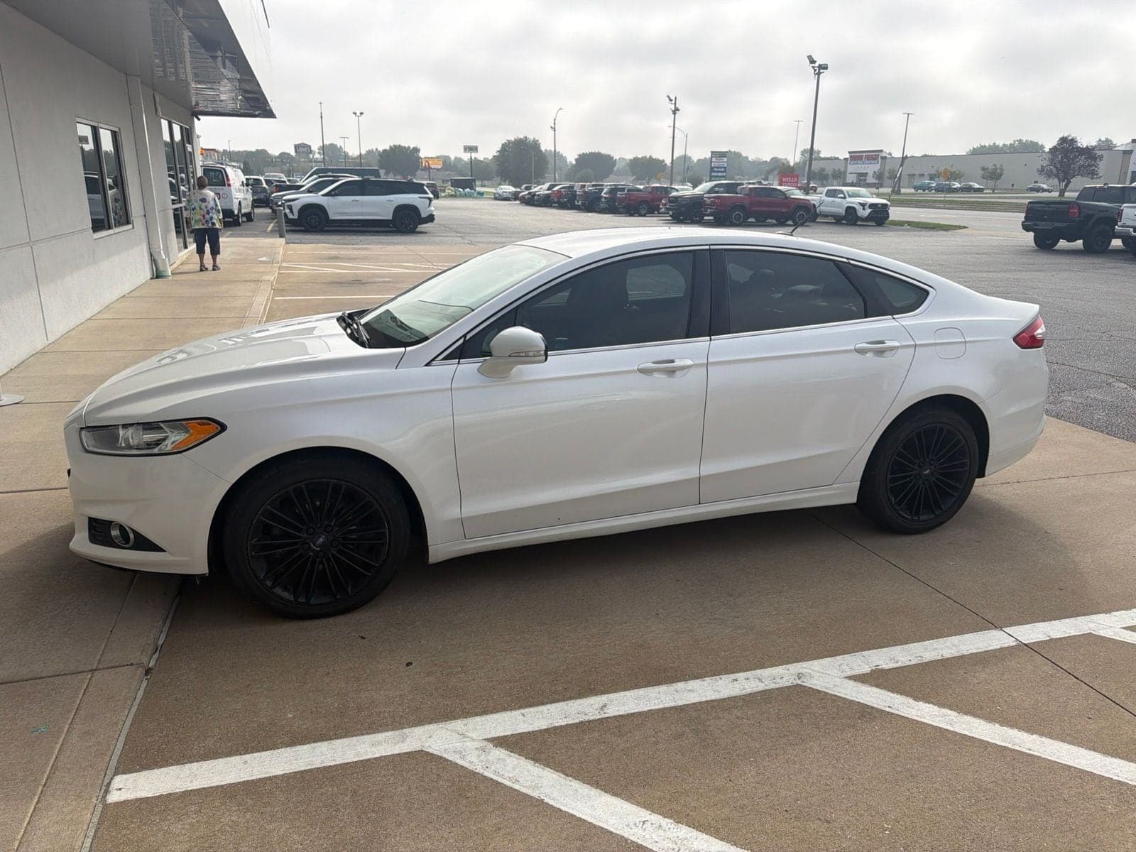 2014 Ford Fusion SE — photo 1 of 2