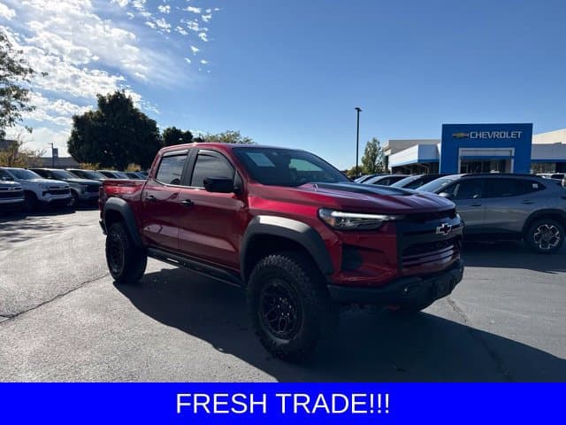 2024 Chevrolet Colorado 4WD ZR2 — photo 1 of 17