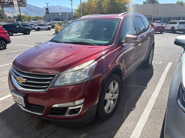 2017 Chevrolet Traverse LT — photo 1 of 5