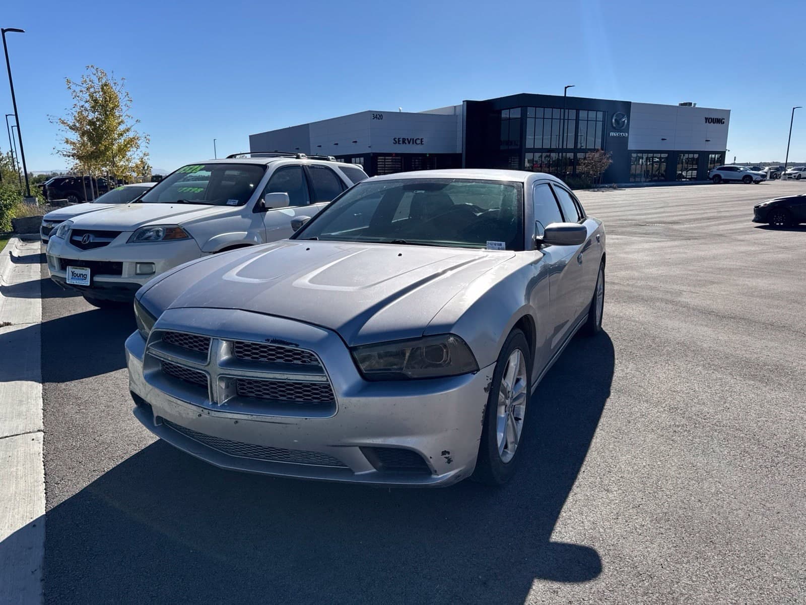 2013 Dodge Charger SE — photo 1 of 9