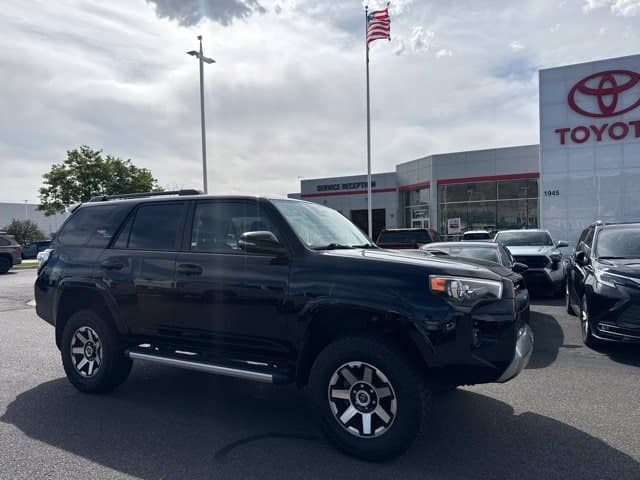 2021 Toyota 4Runner TRD Off Road Premium — photo 1 of 26
