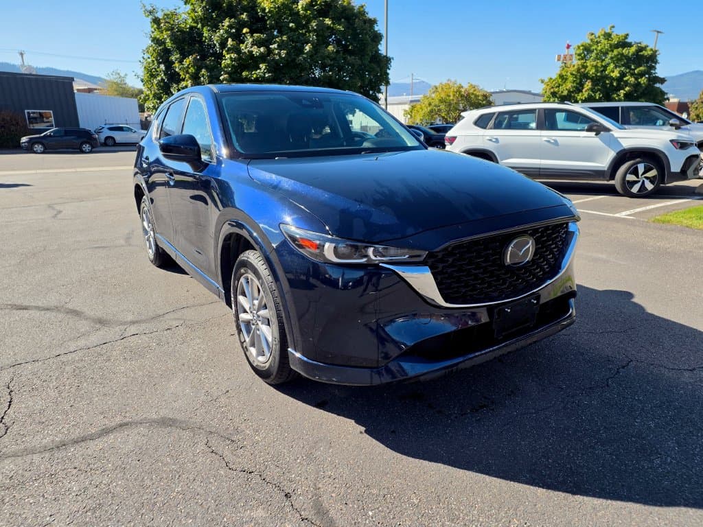 2025 Mazda CX-5 2.5 S Select Package — photo 1 of 10