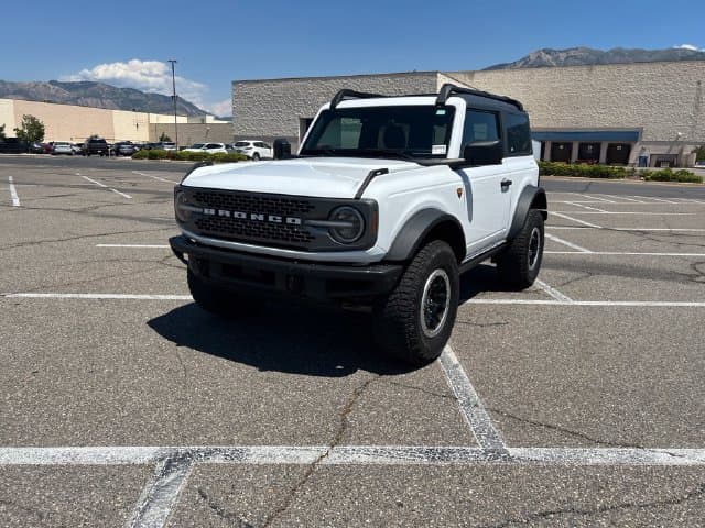 2021 Ford Bronco Base — photo 1 of 28