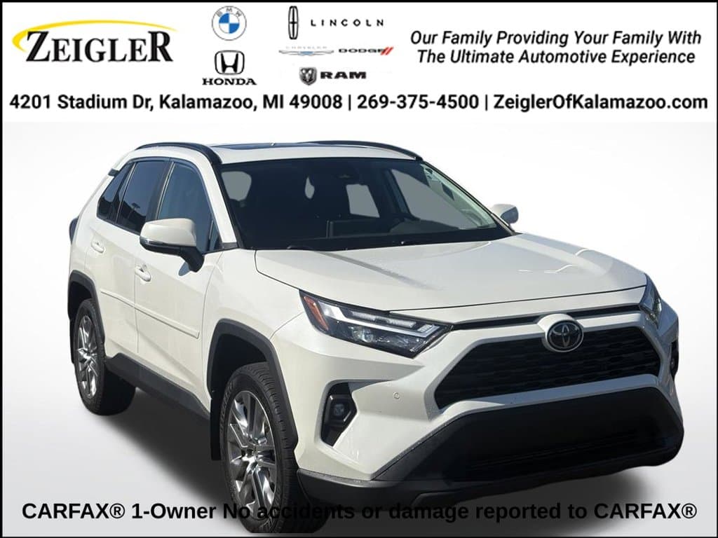 2022 Toyota RAV4 XLE Premium — photo 1 of 32