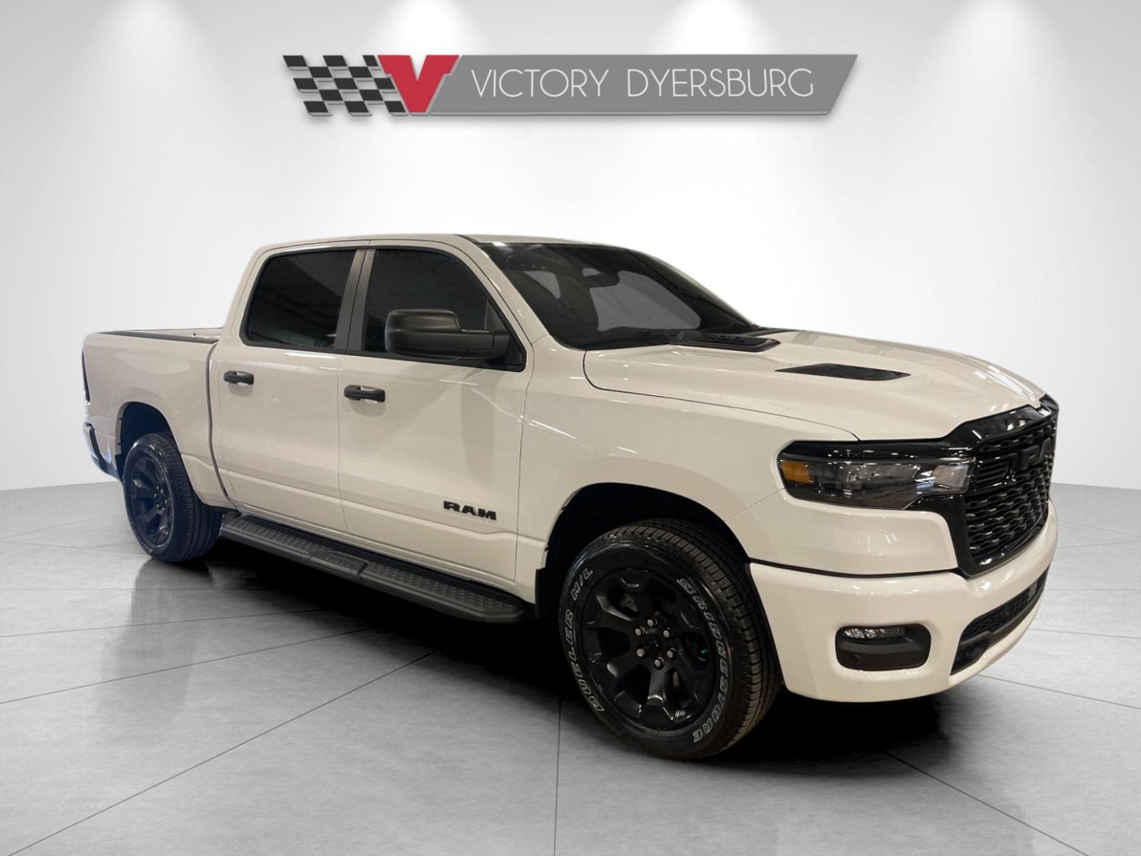 2026 RAM 1500 Express — photo 1 of 31