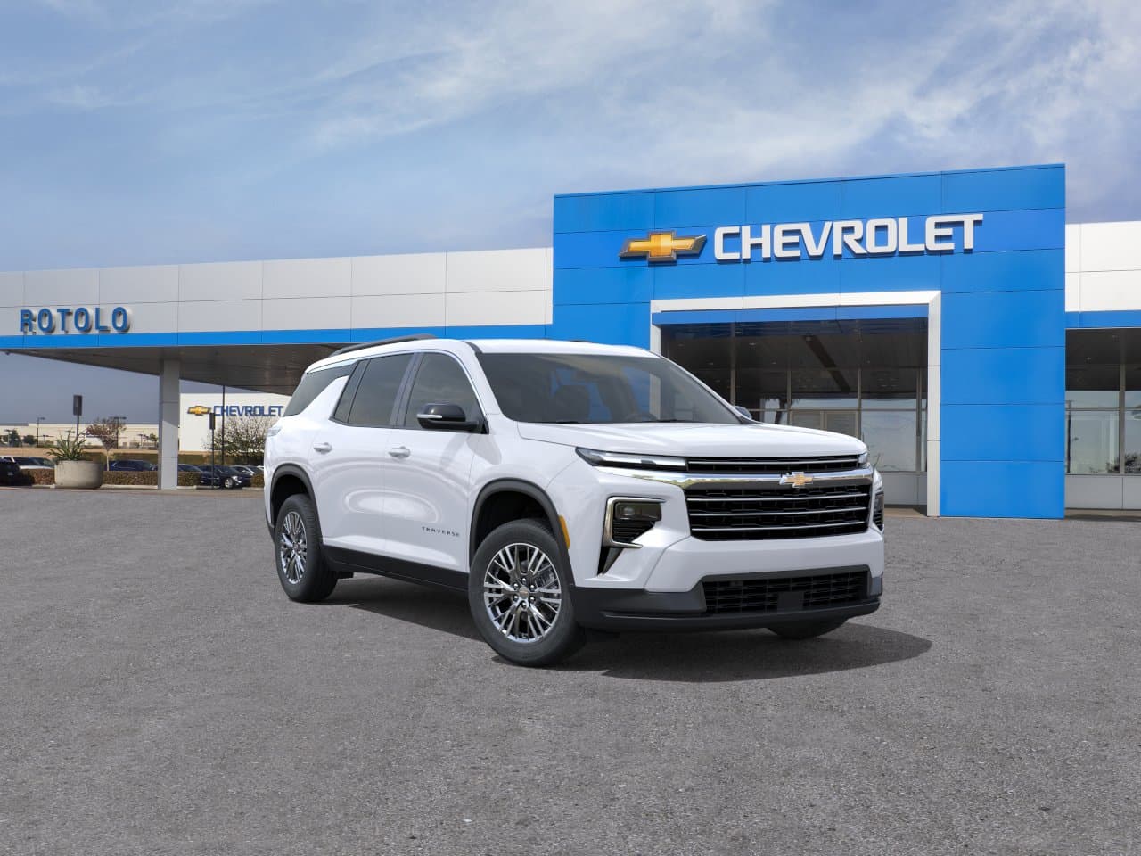 2027 Chevrolet Traverse FWD LT — photo 1 of 24
