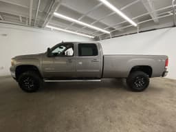 Extra Photo