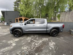 Extra Photo