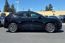 Extra Photo