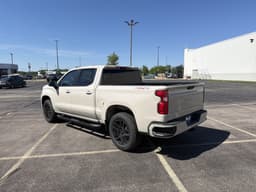 Extra Photo