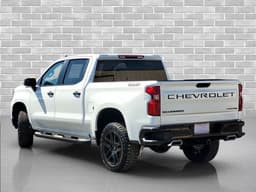 Extra Photo