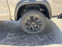 Extra Photo
