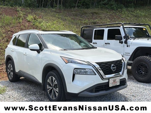 2023 Nissan Rogue SV — photo 1 of 3