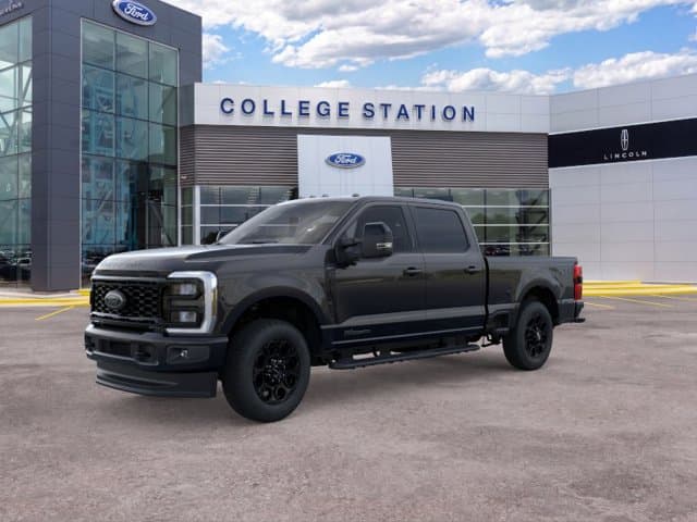 2026 Ford Super Duty F-250 SRW LARIAT — photo 1 of 22