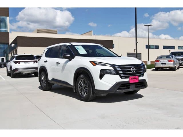 2024 Nissan Rogue S — photo 1 of 28