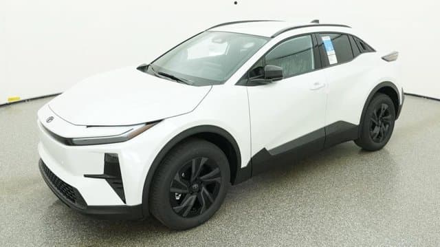 2026 Toyota C-HR SE — photo 1 of 52