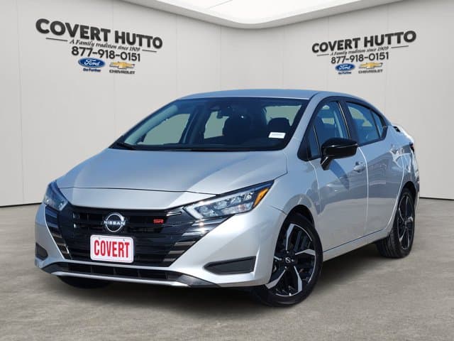 2024 Nissan Versa 1.6 SR — photo 1 of 33