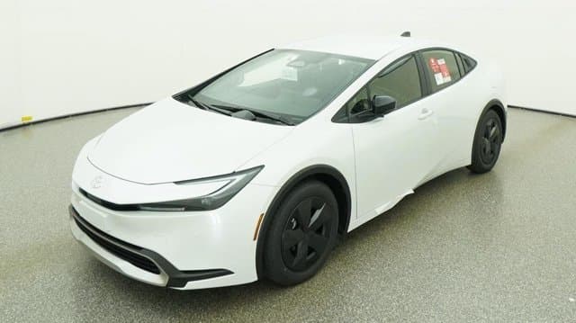 2027 Toyota Prius Plug-In Hybrid SE — photo 1 of 52