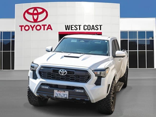 2024 Toyota Tacoma 4WD TRD Sport — photo 1 of 16