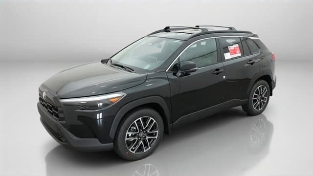 2026 Toyota Corolla Cross XLE — photo 1 of 32