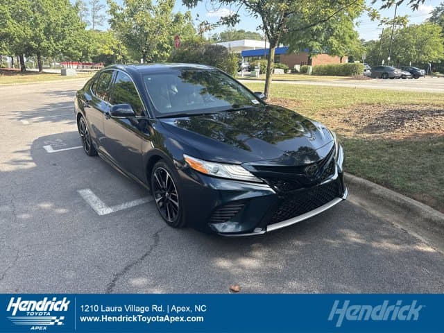 2020 Toyota Camry XSE — photo 1 of 36