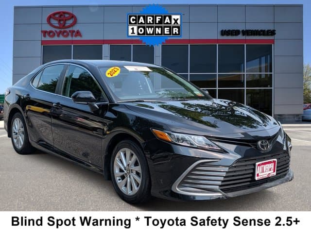 2023 Toyota Camry LE — photo 1 of 26