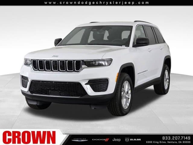 2026 Jeep Grand Cherokee Laredo — photo 1 of 20