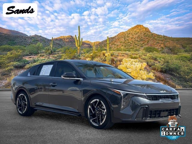 2025 Kia K4 GT-Line — photo 1 of 36