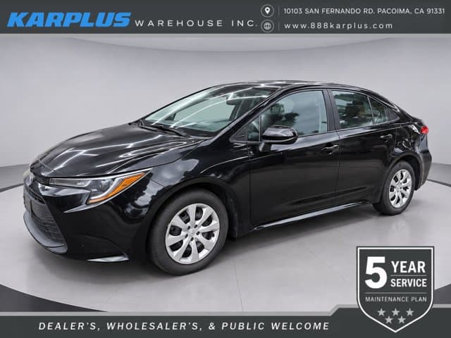 2024 Toyota Corolla LE — photo 1 of 4