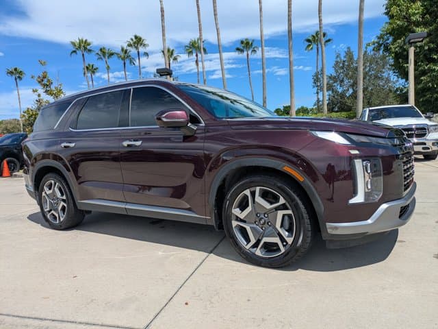 2023 Hyundai Palisade Limited — photo 1 of 33