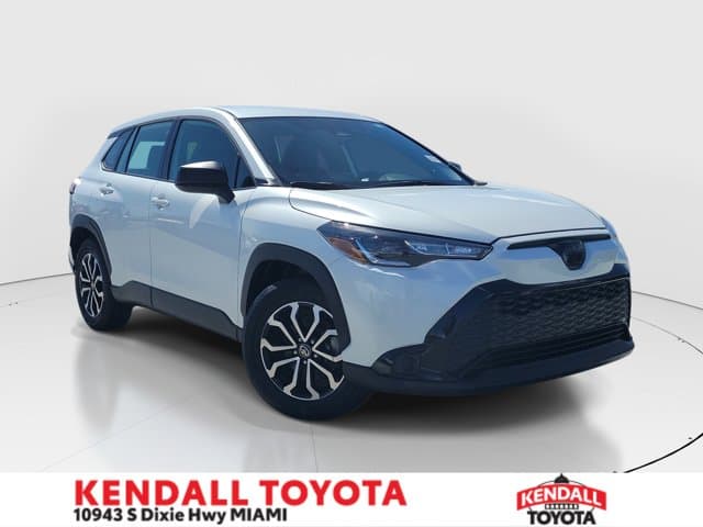 2025 Toyota Corolla Cross Hybrid S — photo 1 of 30