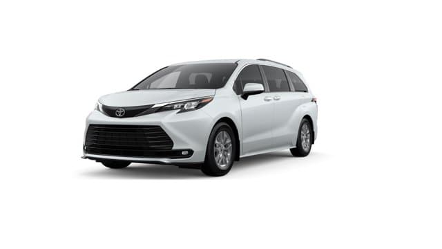 2026 Toyota Sienna XLE — photo 1 of 30