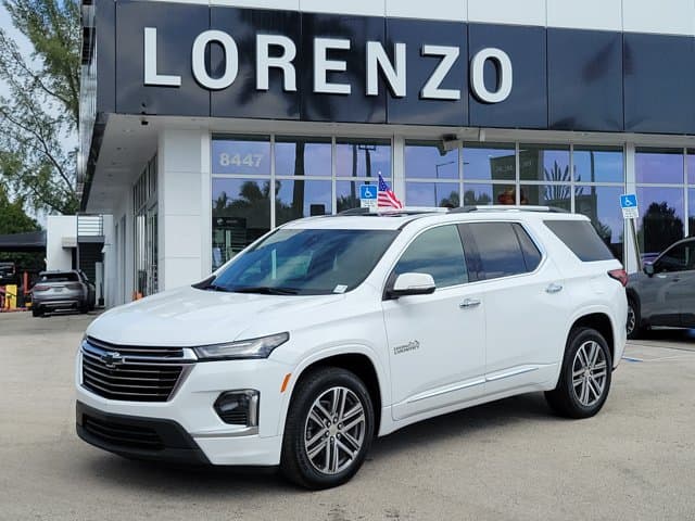 2024 Chevrolet Traverse Limited High Country — photo 1 of 37