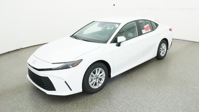 2026 Toyota Camry LE — photo 1 of 52
