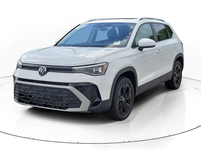 2026 Volkswagen Taos SE — photo 1 of 18