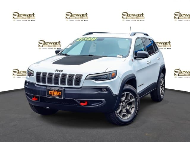 2020 Jeep Cherokee Trailhawk — photo 1 of 24