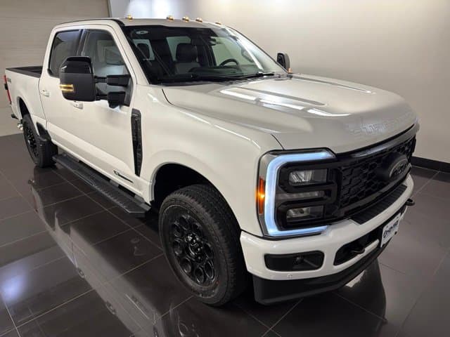 2026 Ford Super Duty F-350 SRW LARIAT — photo 1 of 47