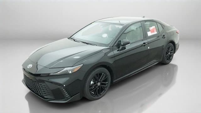 2026 Toyota Camry SE — photo 1 of 46