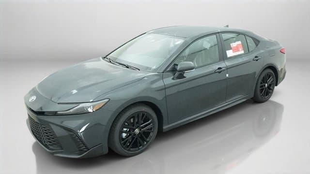 2026 Toyota Camry SE — photo 1 of 46
