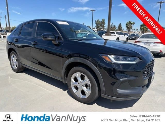 2024 Honda HR-V LX — photo 1 of 9